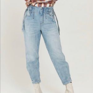 Something Navy Sydney Side Tie Pants
Washed Indigo